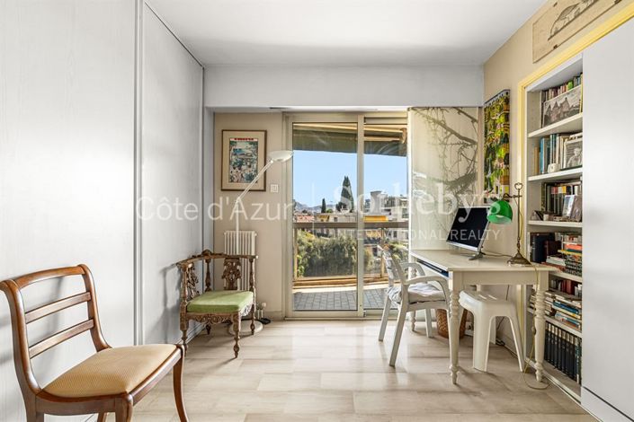 Image No.13-3 Bed Apartment for sale