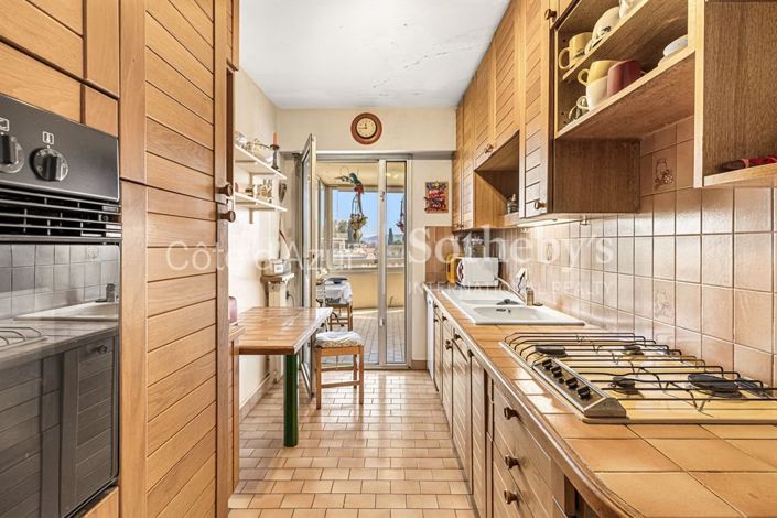 Image No.9-3 Bed Apartment for sale