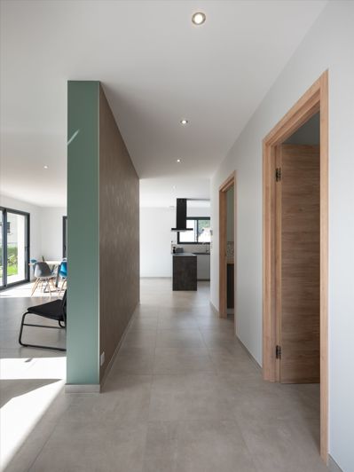 Image No.8-3 Bed House for sale