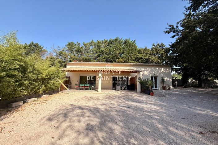 Image No.17-6 Bed House for sale