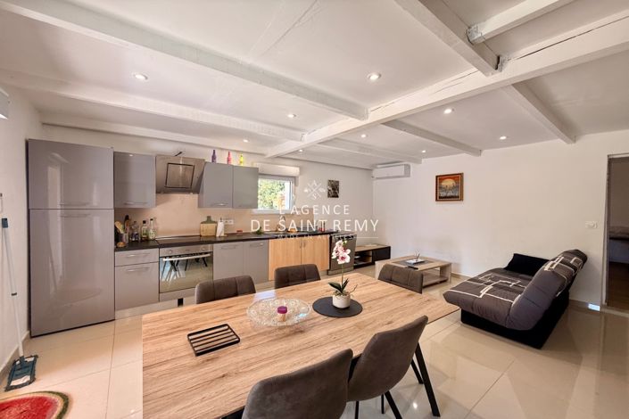 Image No.19-6 Bed House for sale