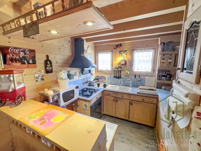 Image No.5-2 Bed House for sale