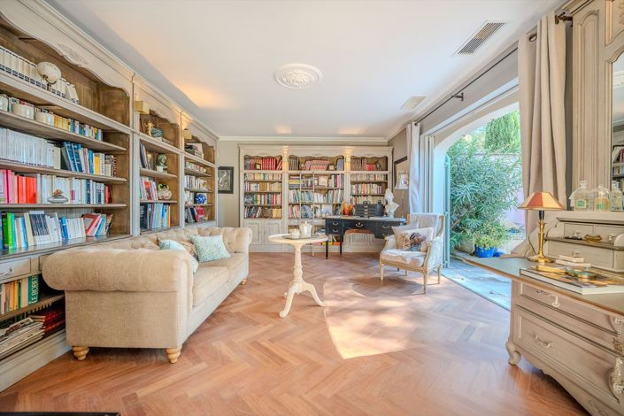 Image No.32-4 Bed House for sale