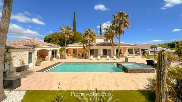 Image No.10-5 Bed House for sale
