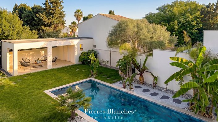 Image No.13-5 Bed House for sale