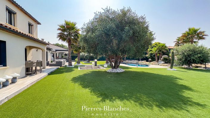 Image No.3-5 Bed House for sale