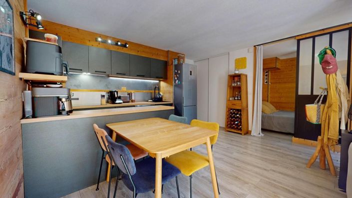 Image No.10-3 Bed Apartment for sale
