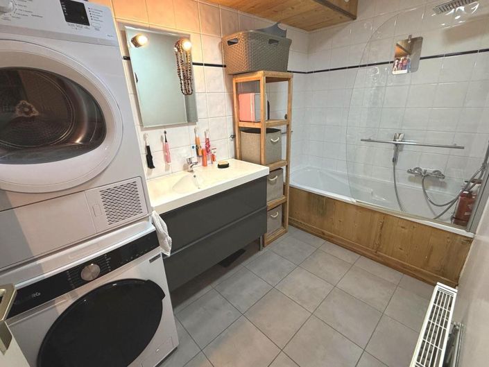 Image No.15-3 Bed Apartment for sale