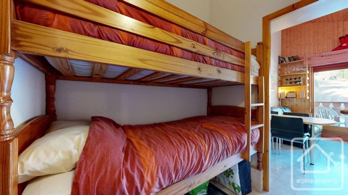 Image No.17-2 Bed Apartment for sale
