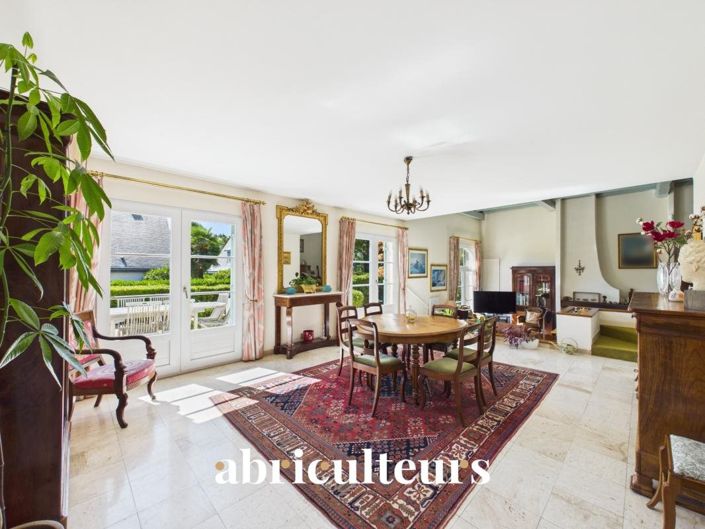 Image No.3-5 Bed House for sale