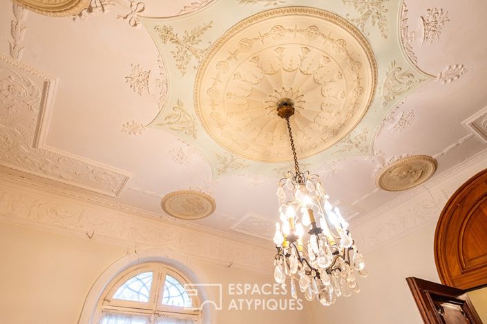 Image No.8-5 Bed House for sale