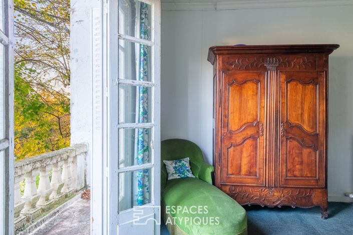 Image No.9-5 Bed House for sale