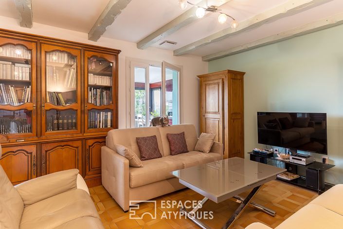 Image No.6-5 Bed House for sale