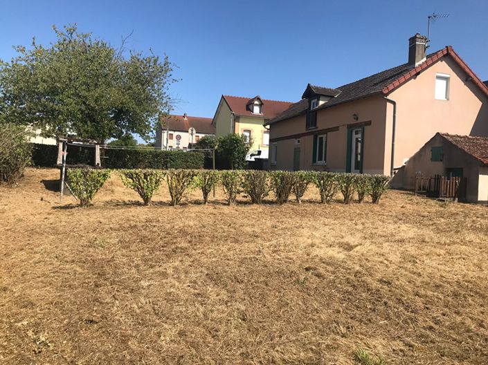 Image No.11-3 Bed House for sale