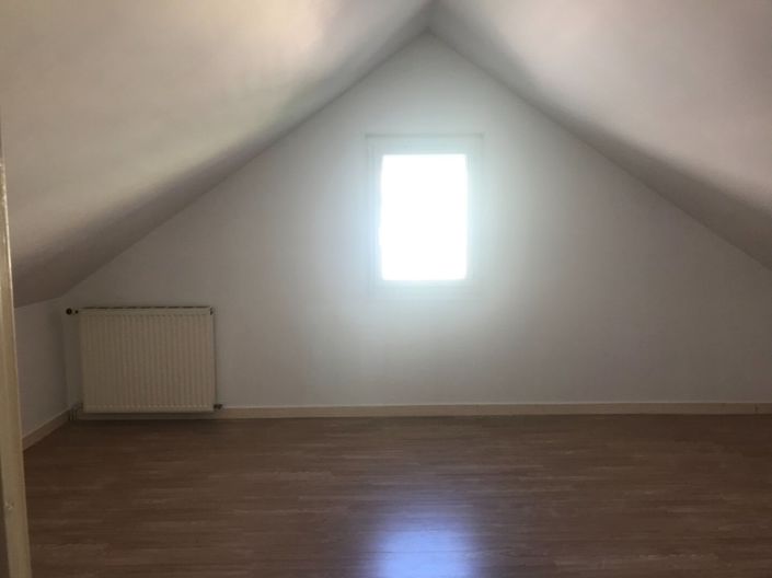 Image No.9-3 Bed House for sale