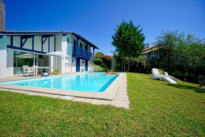 Image No.3-4 Bed House for sale