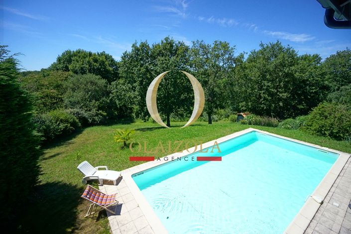 Image No.3-4 Bed House for sale