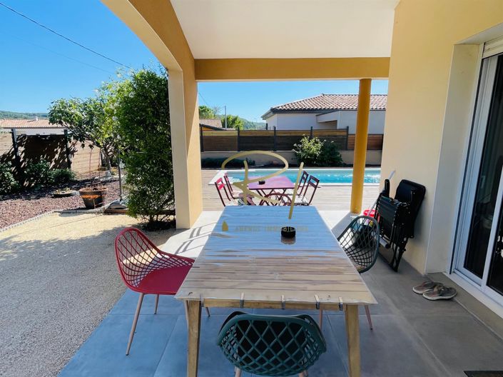 Image No.6-2 Bed House for sale