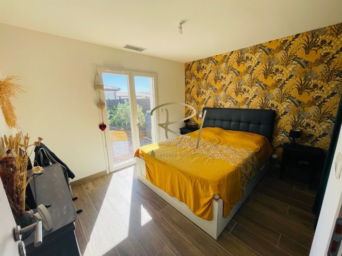 Image No.7-2 Bed House for sale