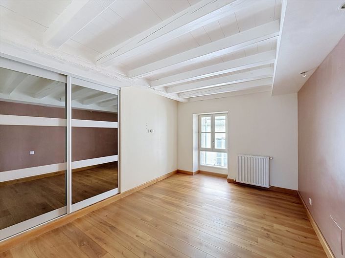Image No.6-Appartement de 2 chambres à vendre à Angoulême
