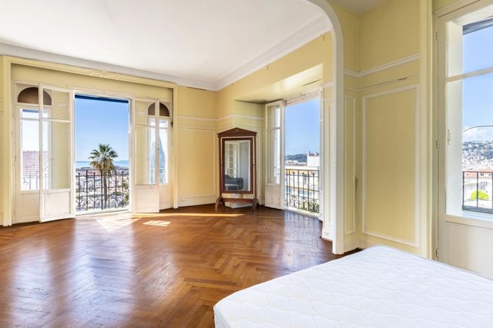 Image No.12-6 Bed House for sale