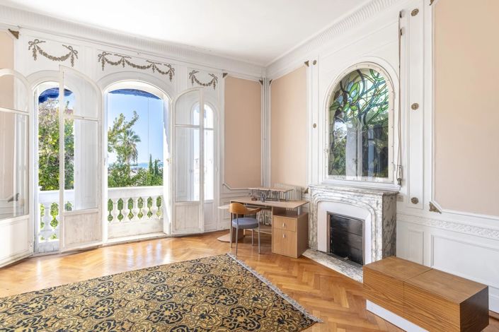 Image No.3-6 Bed House for sale