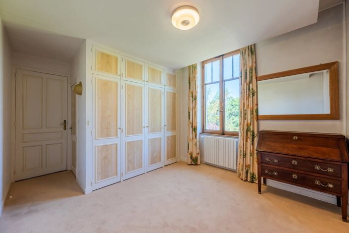 Image No.11-4 Bed House for sale