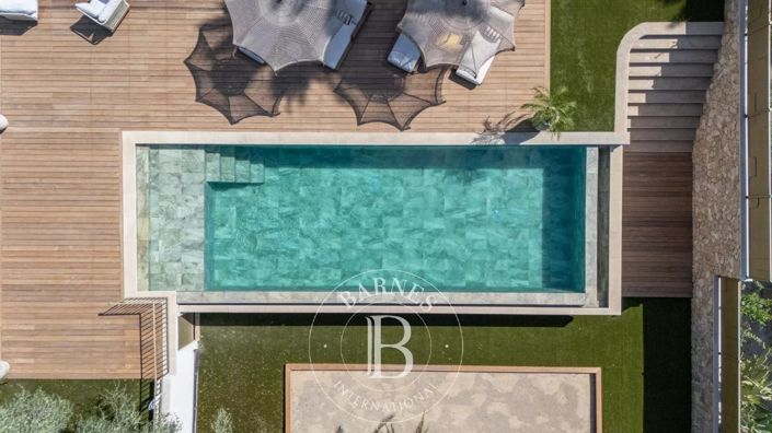Image No.4-5 Bed House for sale