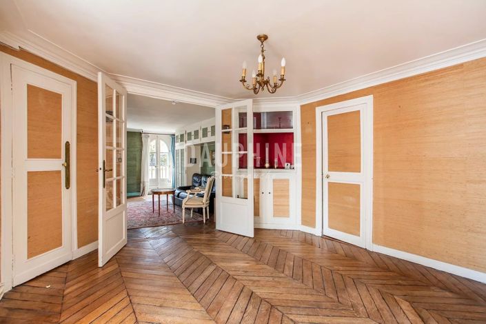Image No.6-3 Bed Apartment for sale
