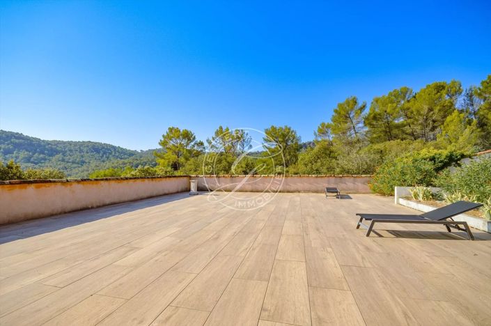 Image No.13-5 Bed House for sale