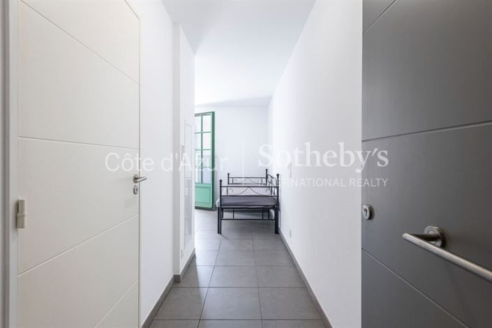 Image No.8-Apartment for sale