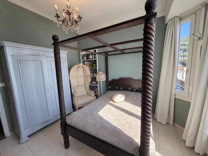 Image No.13-4 Bed House for sale