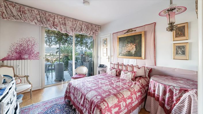 Image No.7-3 Bed Apartment for sale