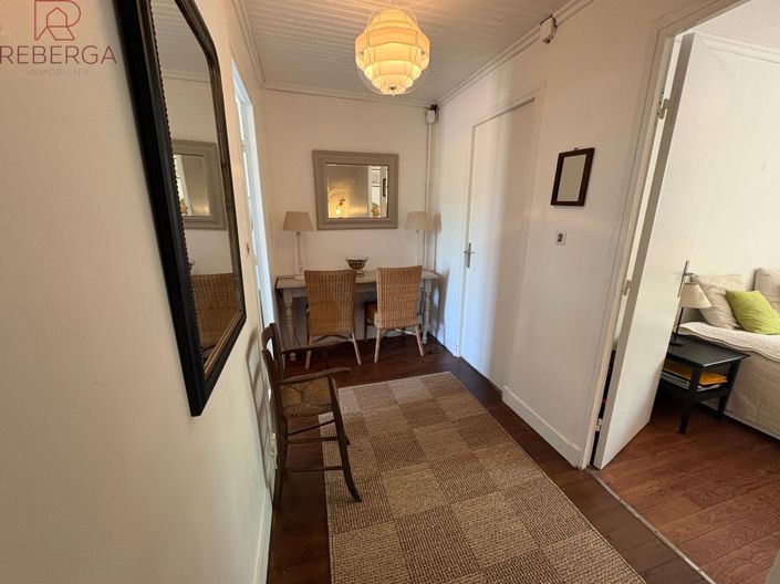 Image No.20-4 Bed House for sale