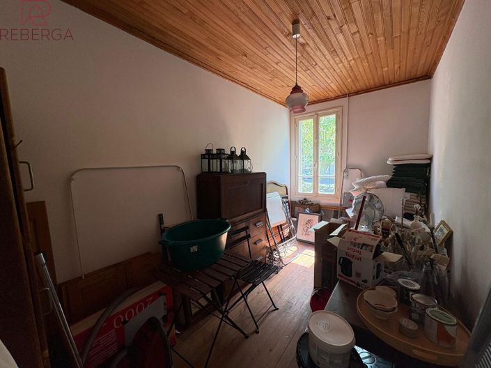 Image No.25-4 Bed House for sale