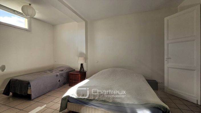 Image No.16-3 Bed House for sale