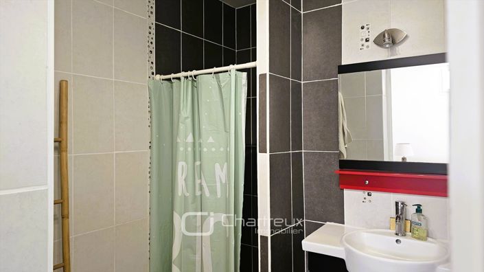 Image No.17-3 Bed House for sale