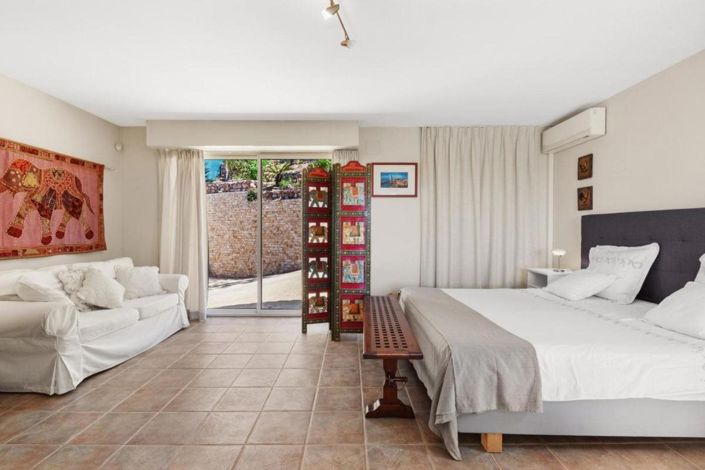 Image No.16-5 Bed House for sale