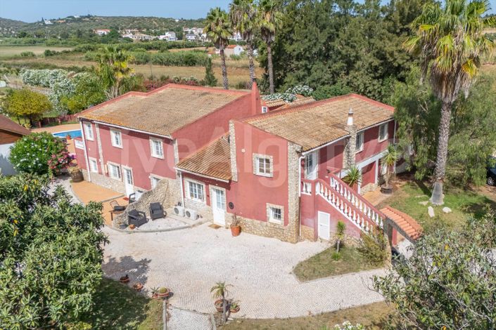 Image No.14-7 Bed House for sale
