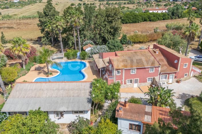 Image No.15-7 Bed House for sale