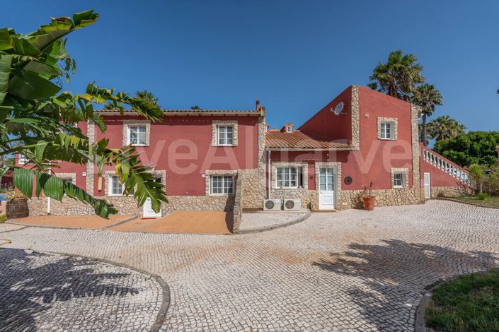 Image No.16-7 Bed House for sale