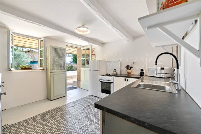 Image No.15-3 Bed House for sale