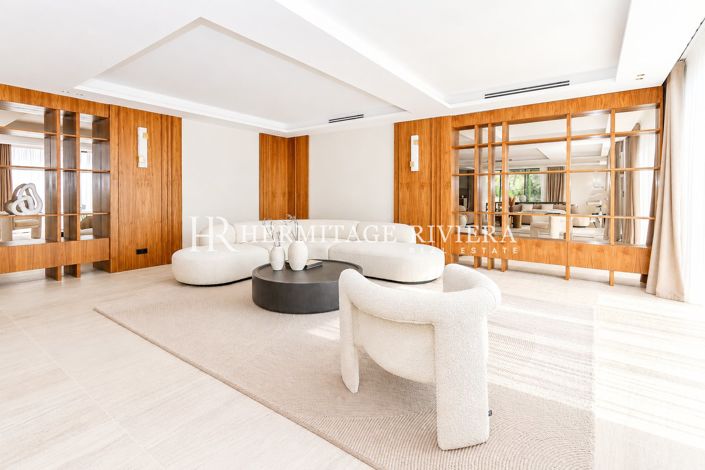 Image No.10-7 Bed House for sale