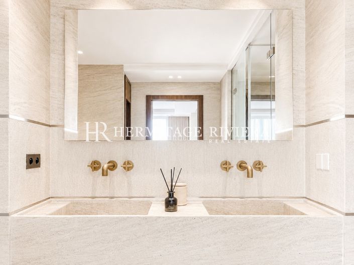 Image No.19-7 Bed House for sale