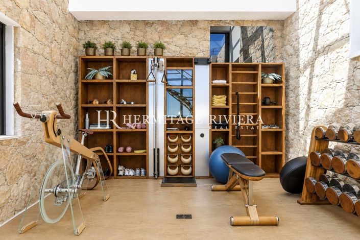 Image No.25-4 Bed House for sale