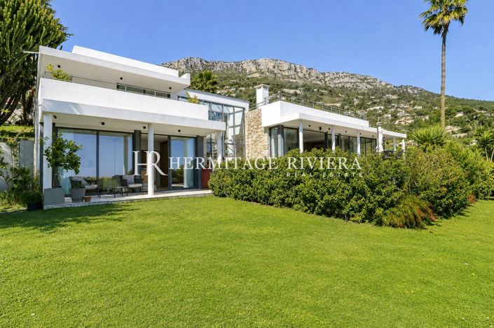 Image No.26-4 Bed House for sale