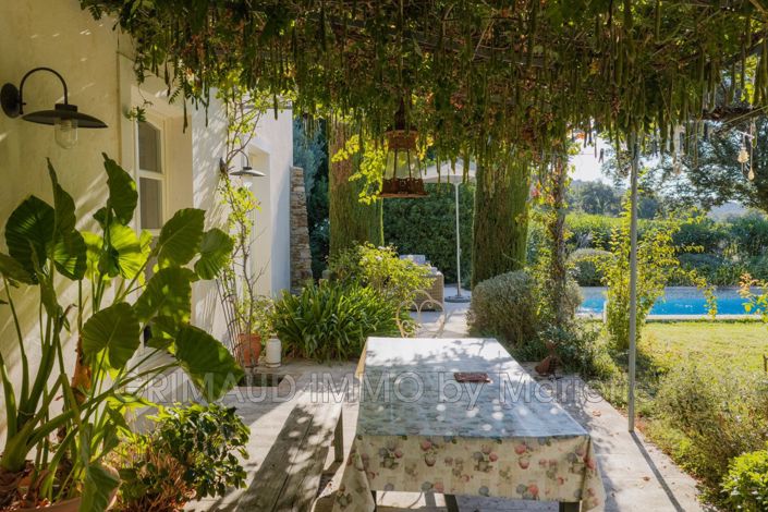 Image No.6-5 Bed House for sale