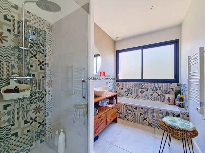 Image No.13-4 Bed House for sale