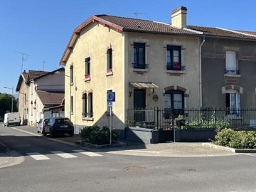 1 - Lorraine, House