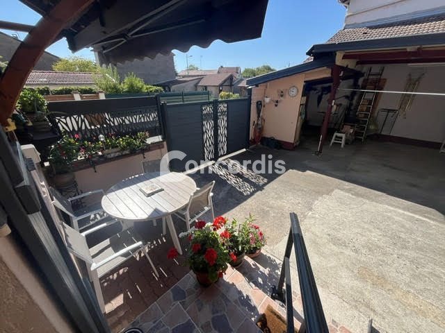 Image No.3-2 Bed House for sale